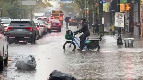 Muren dos por inundaciones en Nueva York durante tormenta