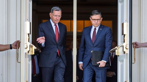 Cierre de gobierno de EUA entra en su sexta semana sin acuerdo
