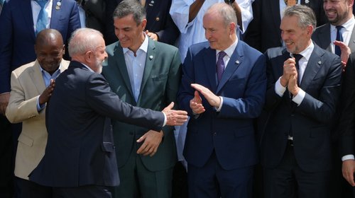 Cumbre CELAC-UE busca estrechar lazos en medio de tensiones