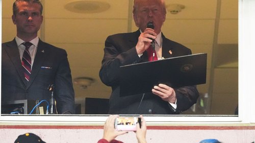 Abuchean a Donald Trump durante juego de la NFL