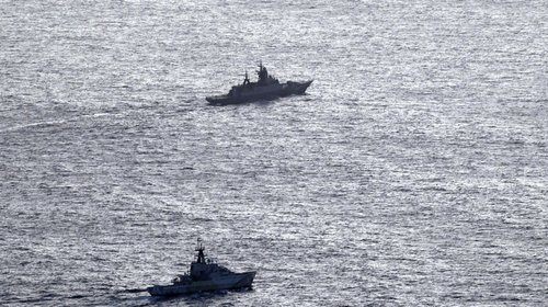 Reino Unido intercepta corbeta y petrolero rusos en el Canal