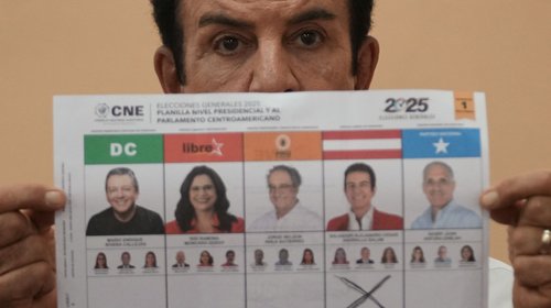 Honduras vota en comicios tensos y con presión desde EUA