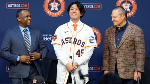 Astros firman a la estrella japonesa Tatsuya Imai por tres años