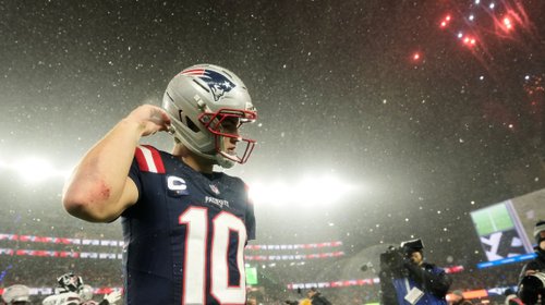 Maye lanza tres TD y Patriots marcha a la final de conferencia