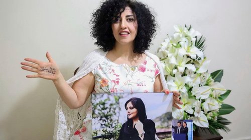 Irán condena a la Nobel, Narges Mohammadi a 7 años más de prisión