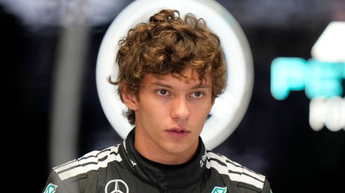 Kimi Antonelli sale ileso tras accidente en San Marino