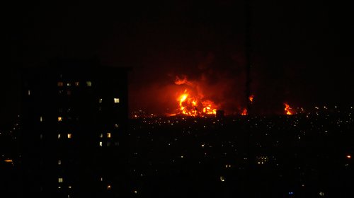 Escala guerra Irán-Israel; atacan planta de agua en Golfo