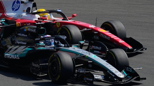 Russell gana sprint del GP de China; confirma dominio de Mercedes