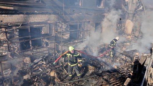Ataque ruso con misiles y drones deja muertos y heridos en Kiev