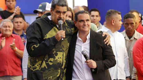 Venezuela dice que deportó a un aliado cercano de Maduro