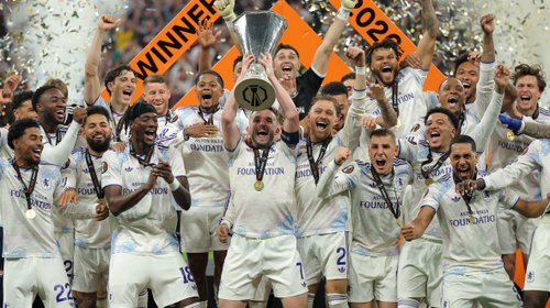 Aston Villa golea al Freiburg y obtiene la Europa League