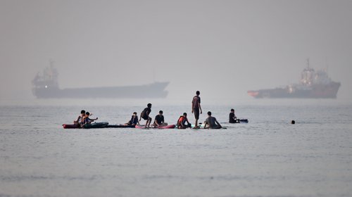 Irán dispara misiles hacia Baréin y Kuwait en una nueva prueba