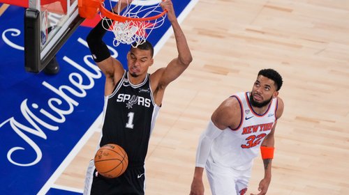 Spurs vence 115-111 a Knicks y respira en las Finales de la NBA