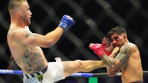 Justin Gaethje acaba con el invicto de Topuria en UFC Freedom 250
