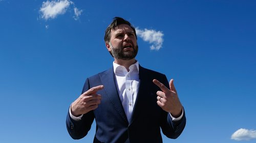 Tendrá JD Vance diálogos con Irán sobre su programa nuclear