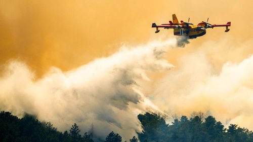 Incendio en Colorado obliga a evacuar a miles de personas