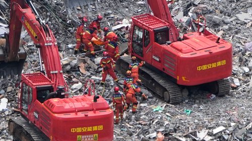 Sube a 41 los muertos por deslizamiento de tierra en China