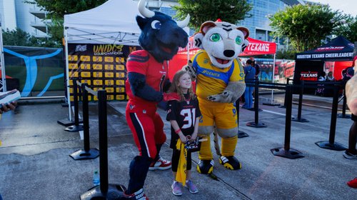 Afición de la NFL conoció lo que es ser 'Incomparable'