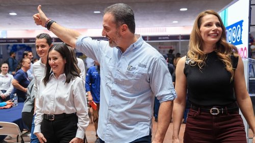 Supervisa Adrián de la Garza, Feria del Empleo con 9,000 vacantes