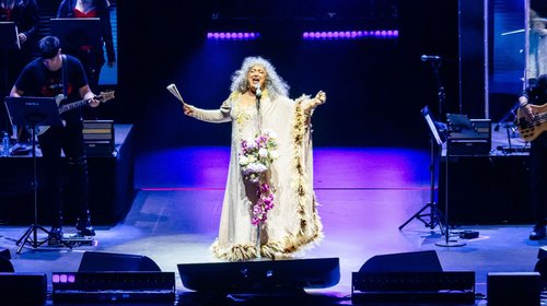 Amanda Miguel conquista Monterrey con sus grandes éxitos