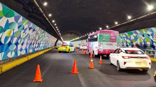Anuncian cierre total de túnel Loma Larga tras caída de concreto