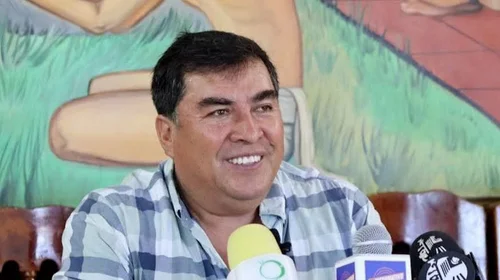 Asesinan a alcalde de Tacámbaro y escolta en ataque armado