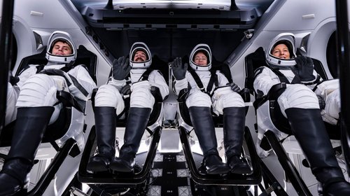 Estación Espacial recibe nuevos tripulantes tras bajas médicas