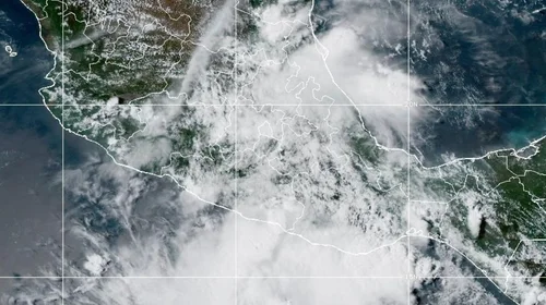 Avanza tormenta Ivo en el Pacífico: provocará lluvias fuertes