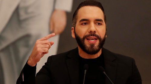 Nayib Bukele prohíbe uso del 'lenguaje inclusivo' en escuelas