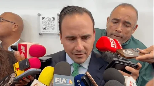 Manolo Jiménez reactivación del aeropuerto Plan de Guadalupe