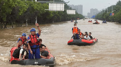 Aguaceros en Beijing baten un récord de al menos 140 años
