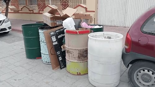 Contrasta discurso y realidad: Basura invade calles de Arteaga