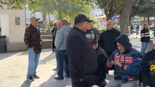 Trabajadores de AHMSA alistan plantón en el Zócalo