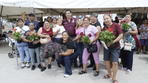 Feria de la Paz lleva servicios y apoyo a familias de Escobedo