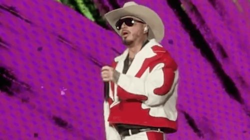 J Balvin enciende la fiesta mundialista en Monterrey