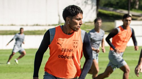 Salcedo podría entrar al ‘Club de los Traidores’ del Clásico 