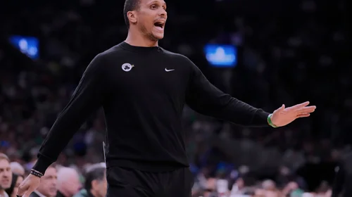 Celtics extiende contrato a entrenador Joe Mazzulla