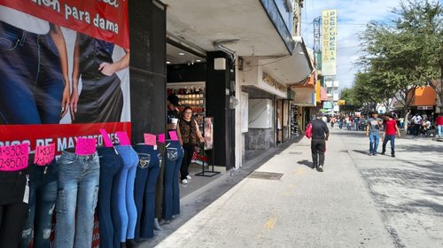 Comerciantes notifican alza de ventas del 30% durante fin de año