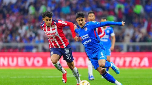 Cruz Azul y Chivas 'despiden' el Azteca con juegazo de Semifinal