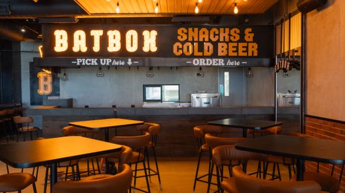 Fiesta de Apertura en Batbox Cumbres: ¡Celebra a lo grande!