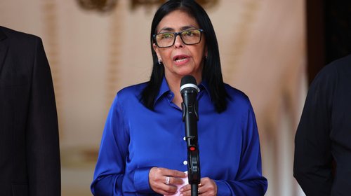 Delcy Rodríguez anuncia revisión de viviendas tras sismos