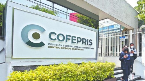 Designan a Víctor Hugo Borja como titular de la COFEPRIS