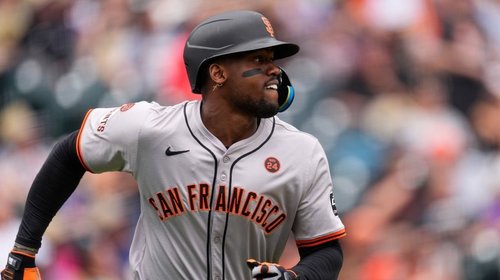 Soler pega el jonrón más largo del año; Gigantes vencen a Rockies