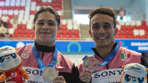 Dupla mexicana gana plata en Mundial de Clavados en Singapur