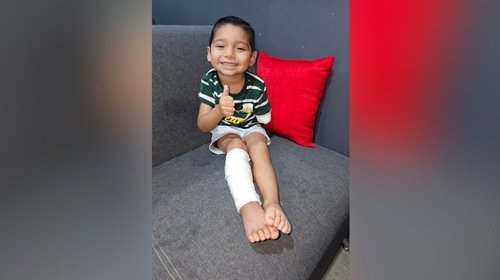 Piden apoyo para Jorgito tras accidente que cambió su vida