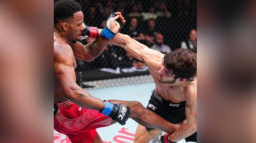 Mosvar Evloev vence a Lerone Murphy y busca título pluma de UFC