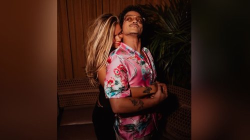 Fotos de Karol G y Bruno Mars desatan rumores de romance