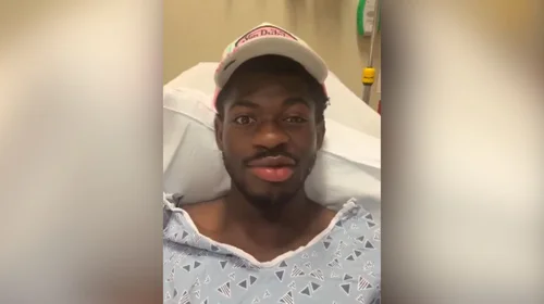 Lil Nas X se encuentra hospitalizado con parálisis facial parcial