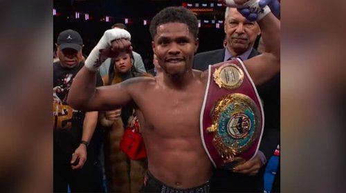 Shakur Stevenson se corona campeón al vencer a Teofimo López