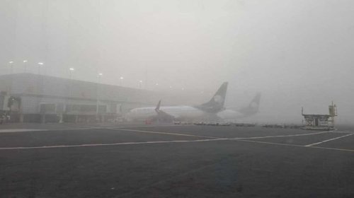 Aeropuerto de Ciudad de México suspende aterrizajes por neblina